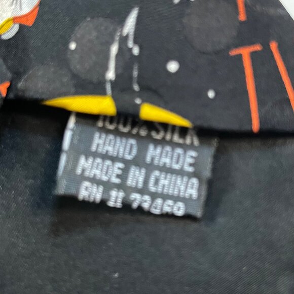 Looney Tunes Mania Tweety & Sylvester 100% Silk Halloween Celestial Moon Tie - Picture 6 of 7